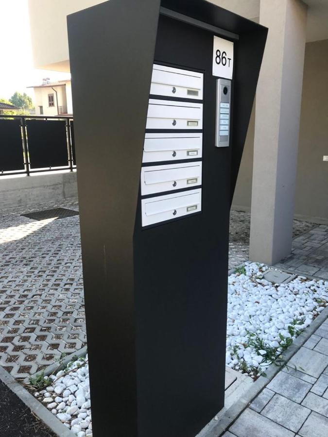 White House 4 Apartman Brescia megye Kültér fotó