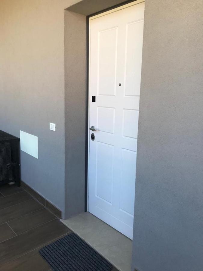 White House 4 Apartman Brescia megye Kültér fotó